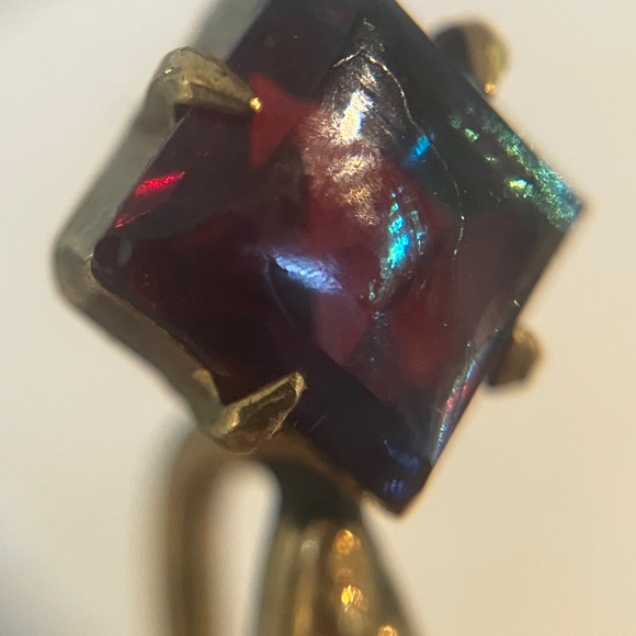 Antique Sturdevant & Whiting Gold-plated Stick Pin with Color Shifting Glass - Picture 7 of 12